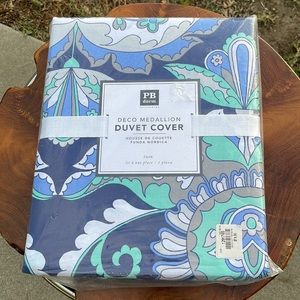 PB Dorm Deco Medallion twin duvet NWT